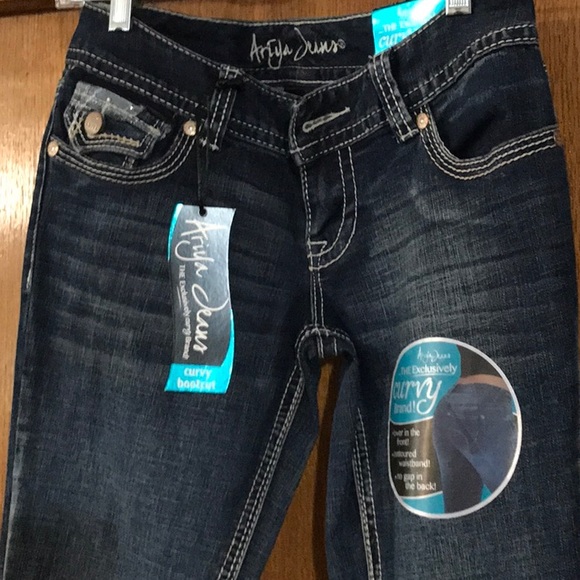Jr size 3/4 never worn with tags - Picture 2 of 3